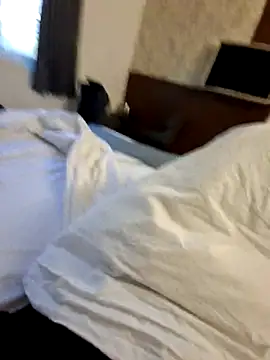 Snapshot of Exhibitionist1508 chatting on December 16, 2025, 11:47 am Exhibitionist1508 online show from December 16, 2025, 11:47 am