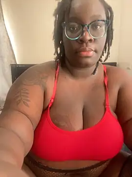 Snapshot of Toomuch_Squirt chatting on November 5, 2025, 4:04 am Toomuch Squirt online show from November 5, 2025, 4:04 am