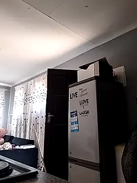 Snapshot of TheDoubleTrouble18xxx chatting on September 15, 2025, 9:21 am TheDoubleTrouble18xxx online show from September 15, 2025, 9:21 am