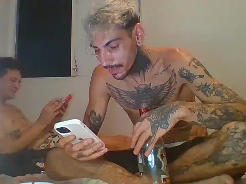 PitbullDiablo1 online show from November 23, 2025, 11:15 pm