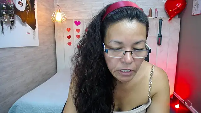 Snapshot of MaturePure chatting on March 9, 2025, 7:59 pm MaturePure online show from March 9, 2025, 7:59 pm