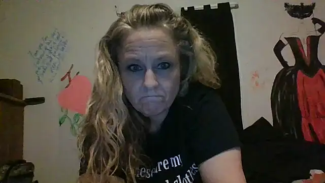 stormynight1 online show from October 29, 2025, 6:34 am