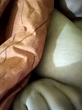 hotty bengali online show from December 15, 2024, 6:26 pm