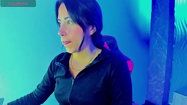 sylvana 19 online show from September 16, 2025, 9:05 pm