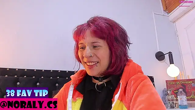 Snapshot of hey_noraly chatting on January 19, 2026, 4:05 am hey noraly online show from January 19, 2026, 4:05 am