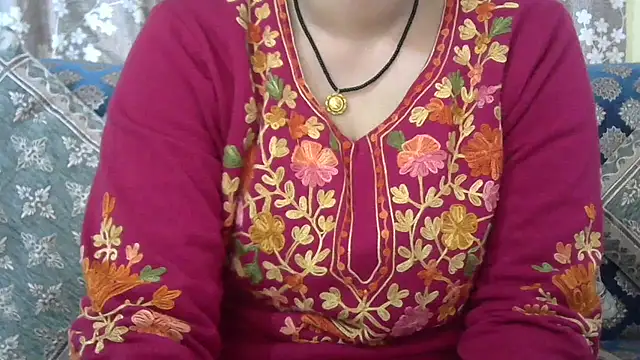 Snapshot of Baby_Shubhi chatting on December 17, 2025, 8:19 am Baby Shubhi online show from December 17, 2025, 8:19 am