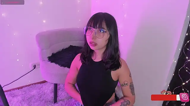 arysUwU online show from June 25, 2026, 3:59 am
