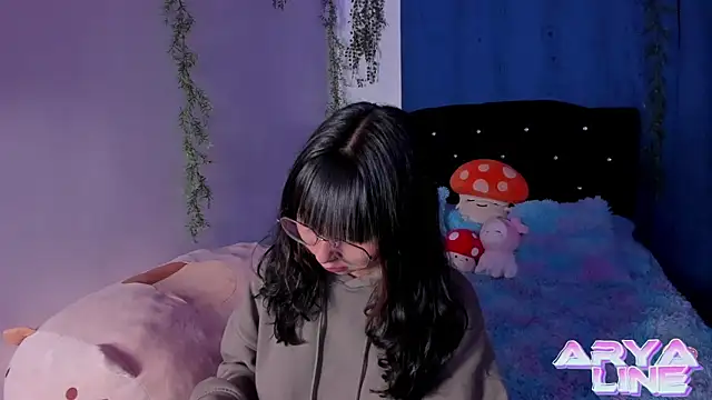 Snapshot of arysUwU chatting on January 23, 2025, 2:02 am arysUwU online show from January 23, 2025, 2:02 am