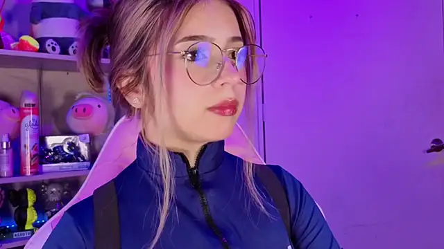 EmilyMiller  online show from April 2, 2026, 2:57 pm