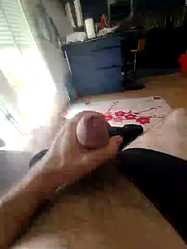 doudoucharlyc4 online show from July 7, 2026, 1:58 pm