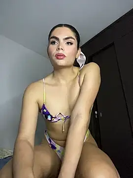 Snapshot of cheryl_blossom69 chatting on March 10, 2025, 3:23 am cheryl blossom69 online show from March 10, 2025, 3:23 am