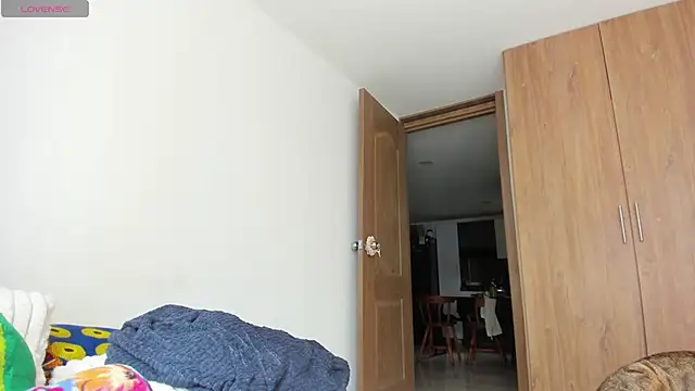 Snapshot of cheryl_blossom69 chatting on November 16, 2025, 5:17 pm cheryl blossom69 online show from November 16, 2025, 5:17 pm