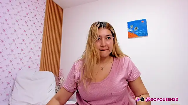 Soyqueen online show from February 12, 2026, 10:59 am