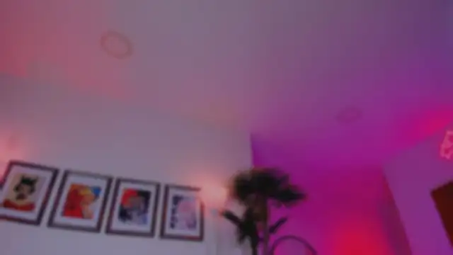 Taylor  foxxx online show from October 31, 2025, 5:26 am