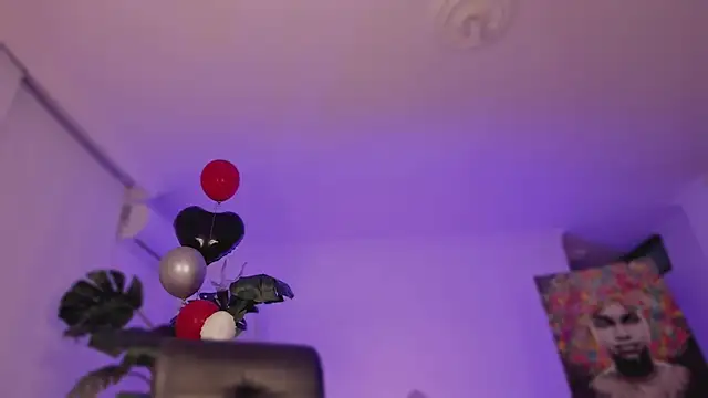 Taylor  foxxx online show from February 15, 2025, 4:14 am