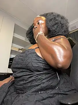 Snapshot of Honeycoco0211 chatting on March 23, 2026, 4:07 pm Honeycoco0211 online show from March 23, 2026, 4:07 pm