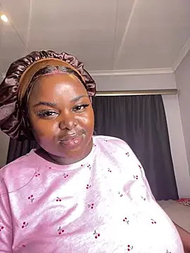 Snapshot of Honeycoco0211 chatting on April 2, 2026, 7:42 pm Honeycoco0211 online show from April 2, 2026, 7:42 pm