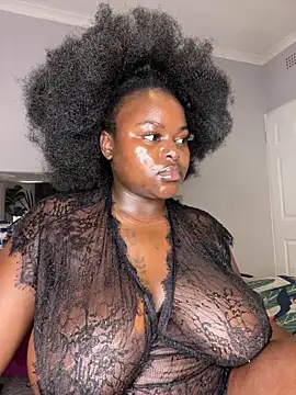 Snapshot of Honeycoco0211 chatting on December 1, 2025, 1:06 am Honeycoco0211 online show from December 1, 2025, 1:06 am