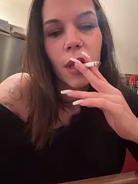 Snapshot of Lady_Knaller chatting on January 22, 2025, 8:17 pm Lady Knaller online show from January 22, 2025, 8:17 pm