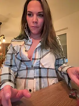 Snapshot of Lady_Knaller chatting on January 10, 2026, 11:33 pm Lady Knaller online show from January 10, 2026, 11:33 pm