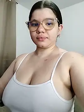 Danzel1105 online show from May 15, 2026, 11:19 am