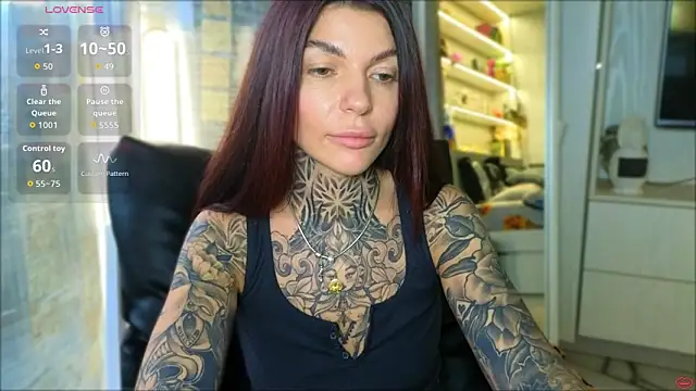 Snapshot of tattooedBabyy chatting on May 6, 2026, 10:08 am tattooedBabyy online show from May 6, 2026, 10:08 am