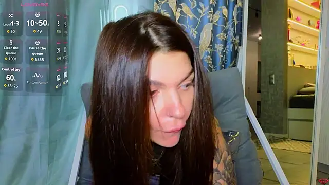 Snapshot of tattooedBabyy chatting on April 1, 2026, 8:48 am tattooedBabyy online show from April 1, 2026, 8:48 am