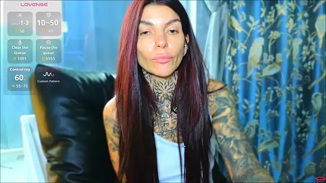 Snapshot of tattooedBabyy chatting on April 26, 2026, 10:01 am tattooedBabyy online show from April 26, 2026, 10:01 am