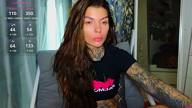 Snapshot of tattooedBabyy chatting on March 14, 2026, 10:32 am tattooedBabyy online show from March 14, 2026, 10:32 am