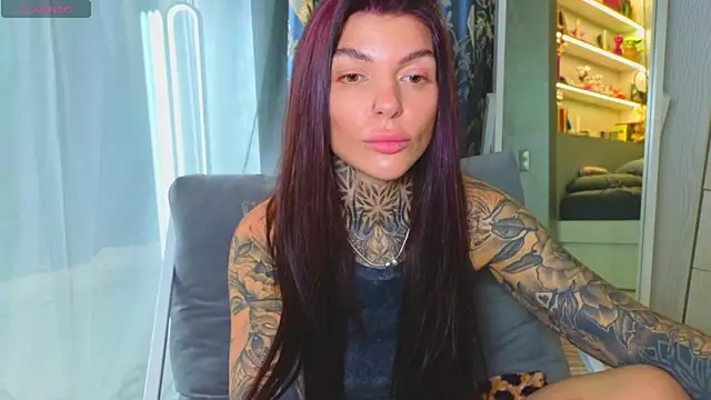 Snapshot of tattooedBabyy chatting on April 14, 2026, 8:41 am tattooedBabyy online show from April 14, 2026, 8:41 am