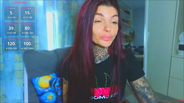 Snapshot of tattooedBabyy chatting on May 17, 2026, 9:09 am tattooedBabyy online show from May 17, 2026, 9:09 am