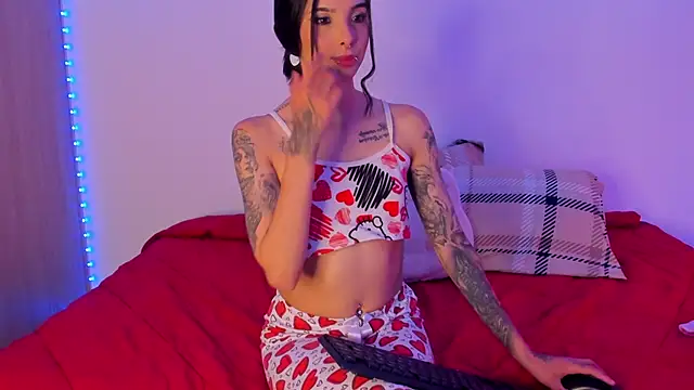 Snapshot of ChloeAddamss chatting on May 26, 2026, 11:03 pm ChloeAddamss online show from May 26, 2026, 11:03 pm
