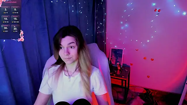 Snapshot of Sweet_me_ chatting on April 19, 2026, 5:41 am Sweet me online show from April 19, 2026, 5:41 am
