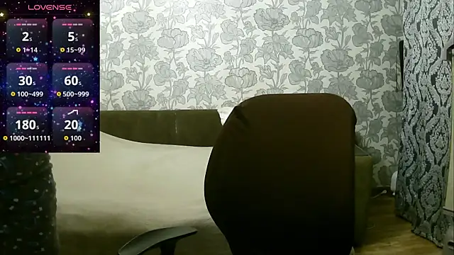 Snapshot of Sabrina_Poison chatting on February 20, 2026, 3:14 am Sabrina Poison online show from February 20, 2026, 3:14 am