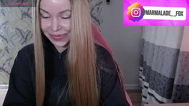 Snapshot of Marmalade_Fox chatting on May 3, 2026, 1:44 am Marmalade Fox online show from May 3, 2026, 1:44 am