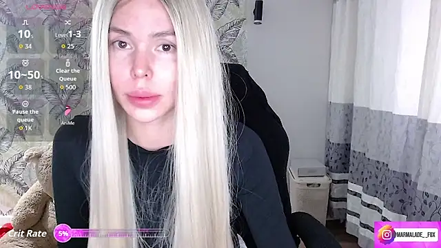 Snapshot of Marmalade_Fox chatting on October 12, 2025, 9:43 am Marmalade Fox online show from October 12, 2025, 9:43 am