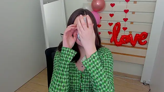 Lexy flower online show from March 6, 2025, 1:35 pm