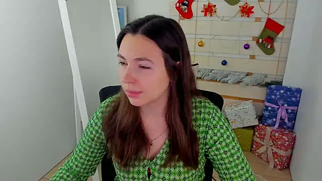 Lexy flower online show from December 14, 2025, 1:39 pm