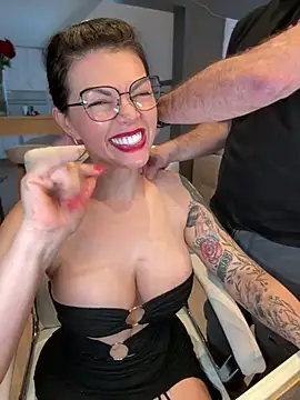 CarlaConnor80 online show from February 18, 2025, 9:54 am