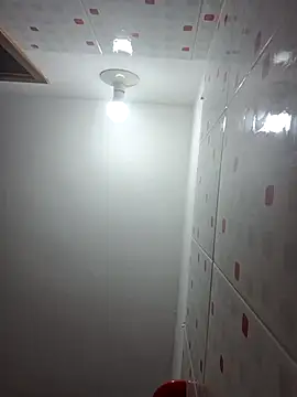 Snapshot of Venus_queenn chatting on March 18, 2025, 12:40 am Venus queenn online show from March 18, 2025, 12:40 am