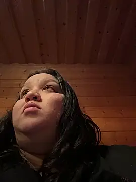 Snapshot of Venus_queenn chatting on November 13, 2025, 11:03 am Venus queenn online show from November 13, 2025, 11:03 am