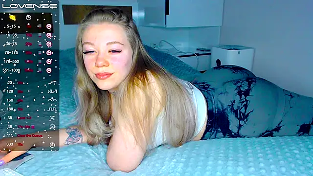 Snapshot of kitti_kaattt chatting on March 12, 2025, 3:57 am kitti kaattt online show from March 12, 2025, 3:57 am