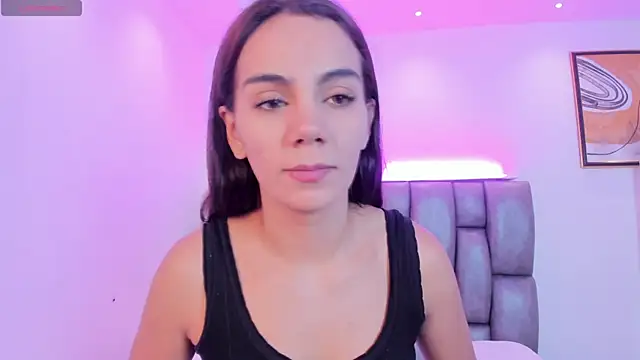 Snapshot of martina_mancini chatting on December 22, 2025, 11:32 am martina mancini online show from December 22, 2025, 11:32 am