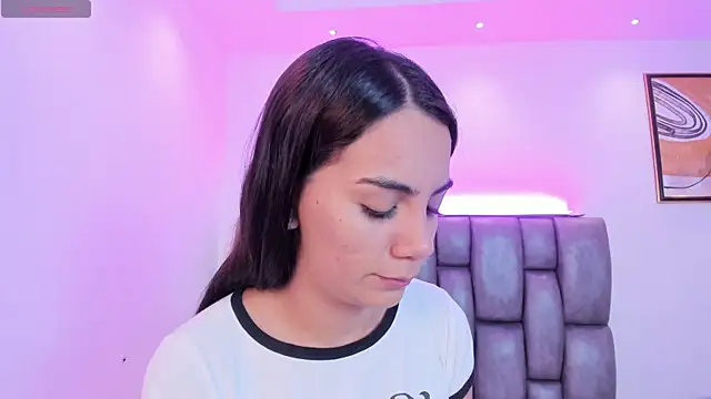 Snapshot of martina_mancini chatting on January 6, 2026, 12:09 pm martina mancini online show from January 6, 2026, 12:09 pm