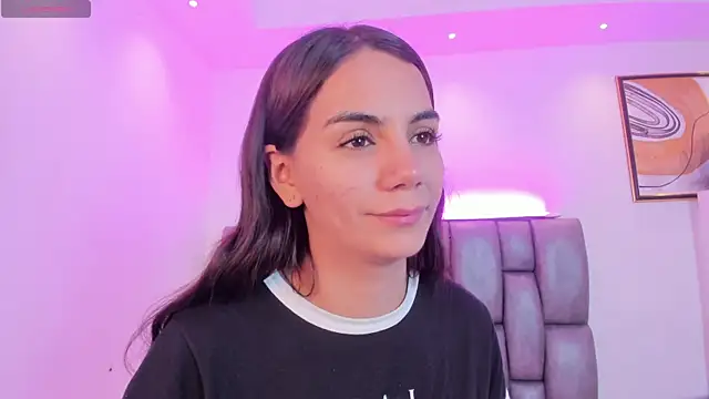 Snapshot of martina_mancini chatting on January 14, 2026, 11:58 am martina mancini online show from January 14, 2026, 11:58 am