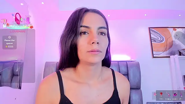 martina mancini online show from October 11, 2025, 3:57 pm