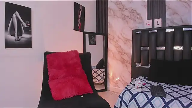 katherina diaz online show from February 13, 2026, 1:55 pm