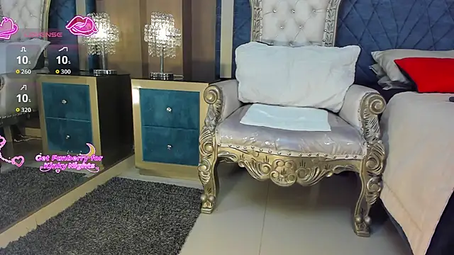 Janna Rousse  online show from November 18, 2025, 11:46 am