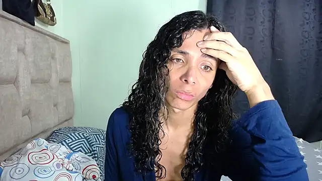 Snapshot of Nadia_Monroe chatting on February 4, 2025, 8:17 pm Nadia Monroe online show from February 4, 2025, 8:17 pm