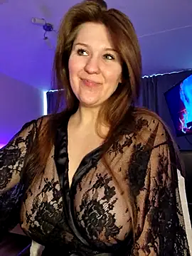 Snapshot of Kismet_Nyx chatting on February 25, 2025, 1:00 pm Kismet Nyx online show from February 25, 2025, 1:00 pm